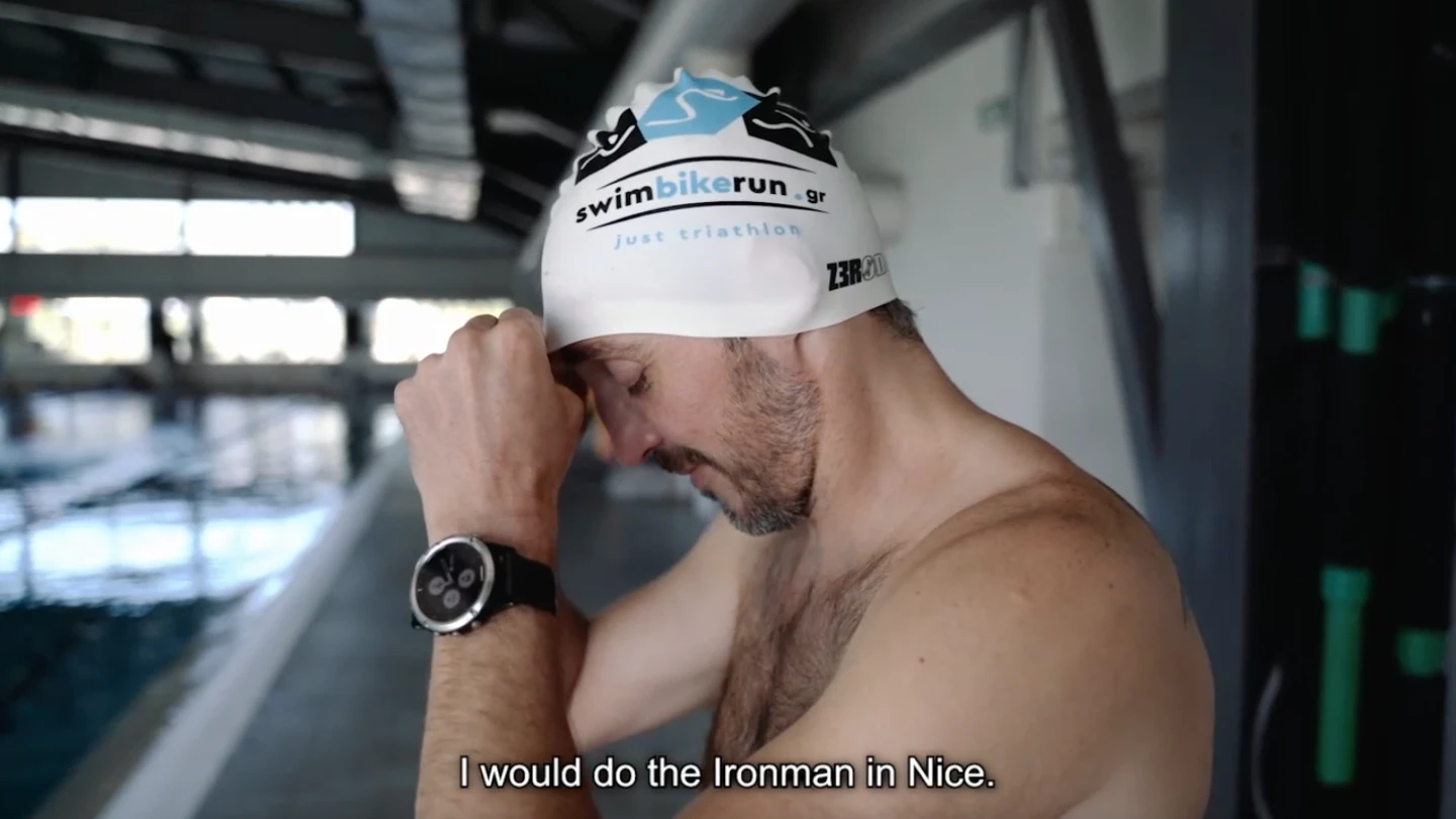 Scene of Thomas Deliopoulos in swim training